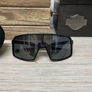 Oakley sunglasses